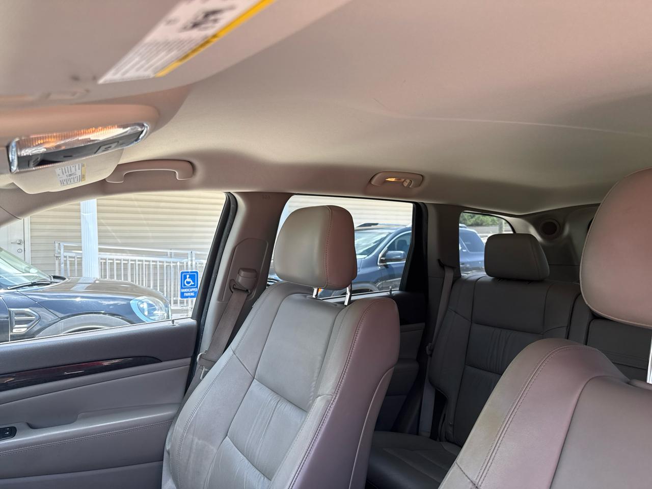 2013 Jeep Grand Cherokee Laredo - Photo 13