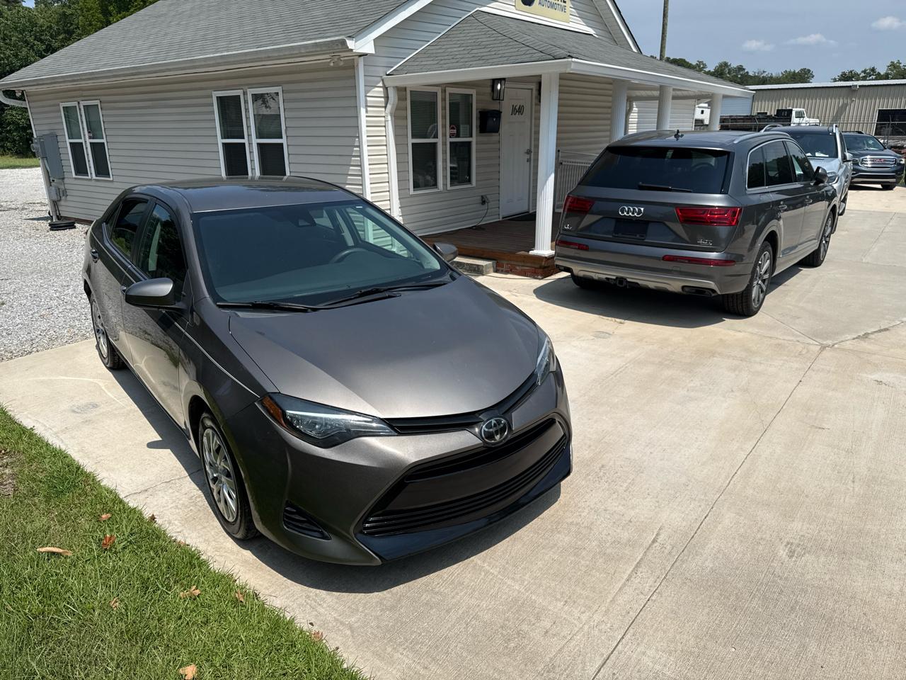 Toyota Corolla LE 2019
