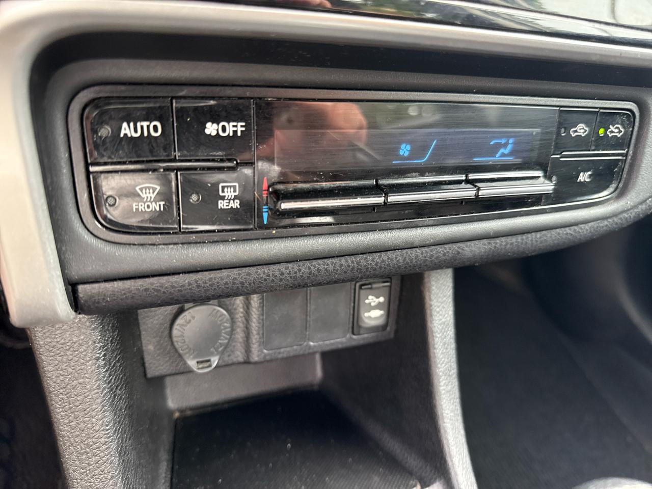Toyota Corolla LE 2019