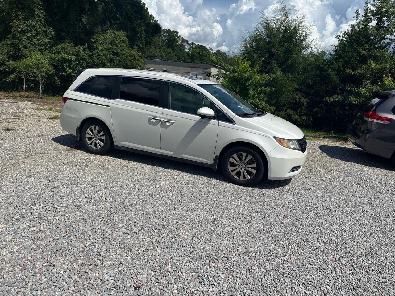 Honda Odyssey EX-L w/ DVD and Navigation 2015