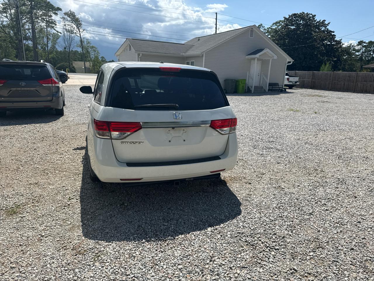 Honda Odyssey EX-L w/ DVD and Navigation 2015