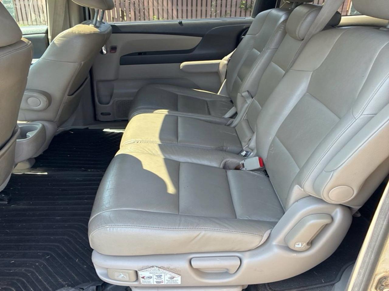 Honda Odyssey EX-L w/ DVD and Navigation 2015