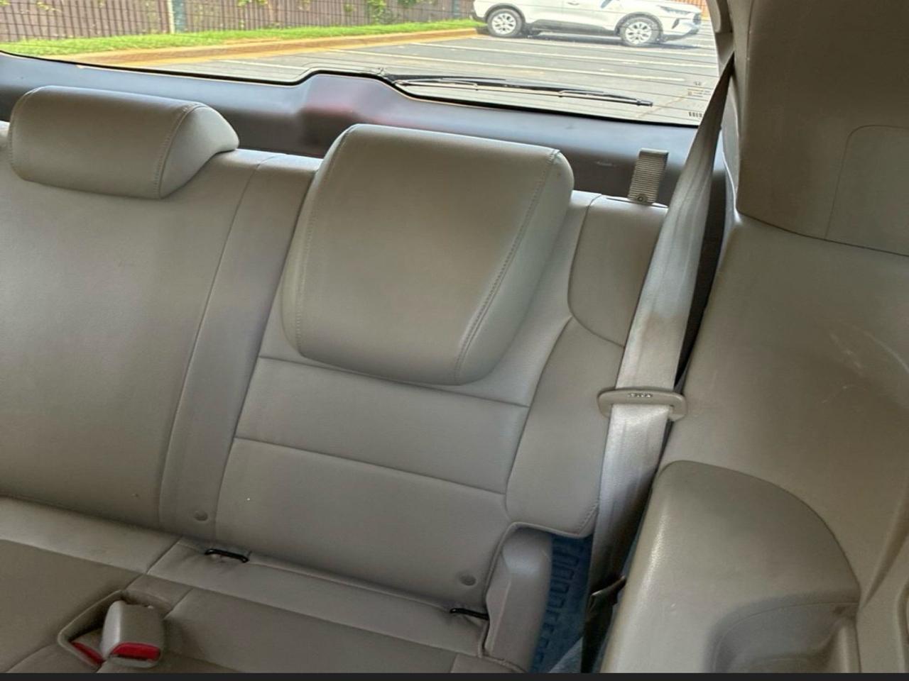 Honda Odyssey EX-L w/ DVD and Navigation 2015