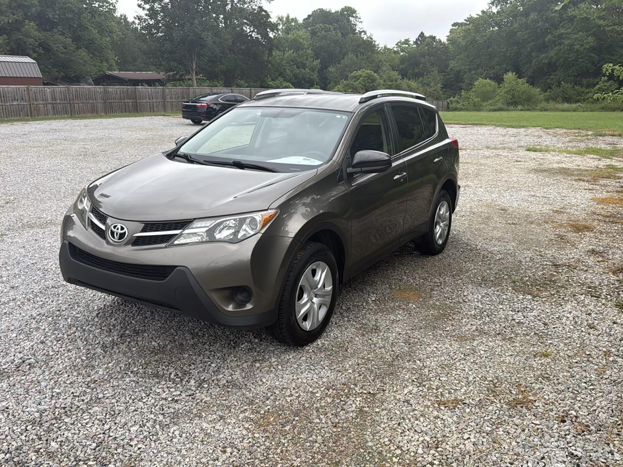 Toyota RAV4 LE FWD 2015