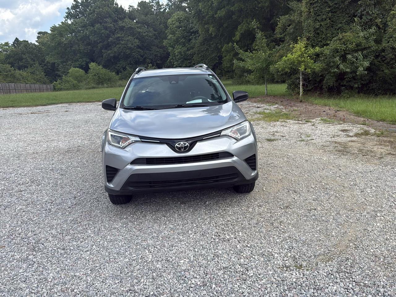 Toyota RAV4 LE FWD 2018