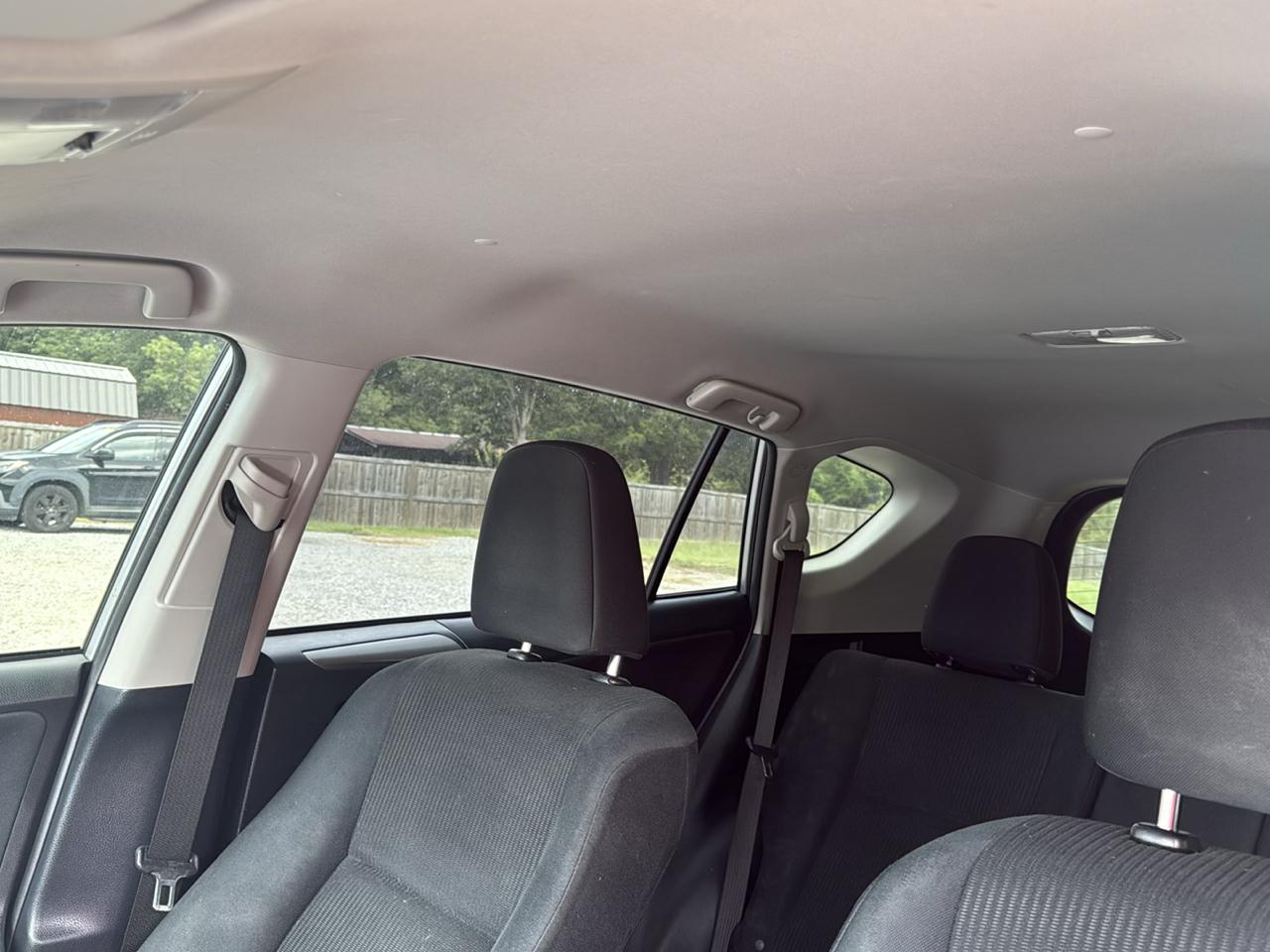 Toyota RAV4 LE FWD 2018