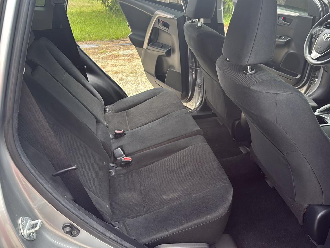 Toyota RAV4 LE FWD 2018
