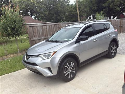 2018 Toyota RAV4 LE FWD
