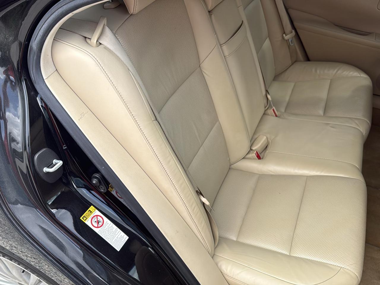 Lexus ES 350 Sedan 2015