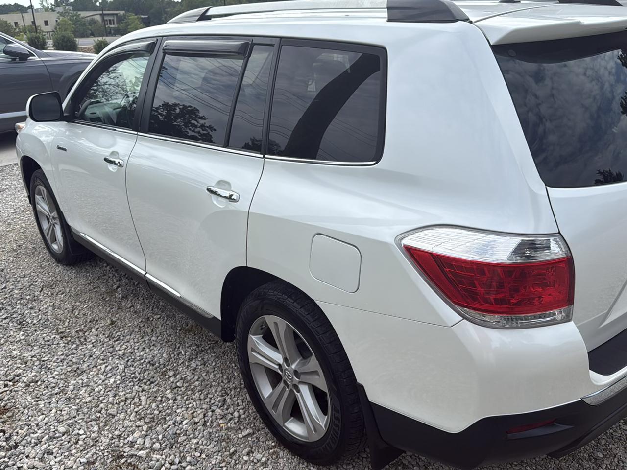 Toyota Highlander Limited 4WD 2013