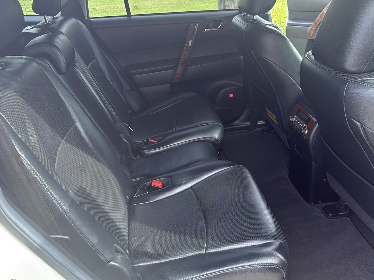 Toyota Highlander Limited 4WD 2013