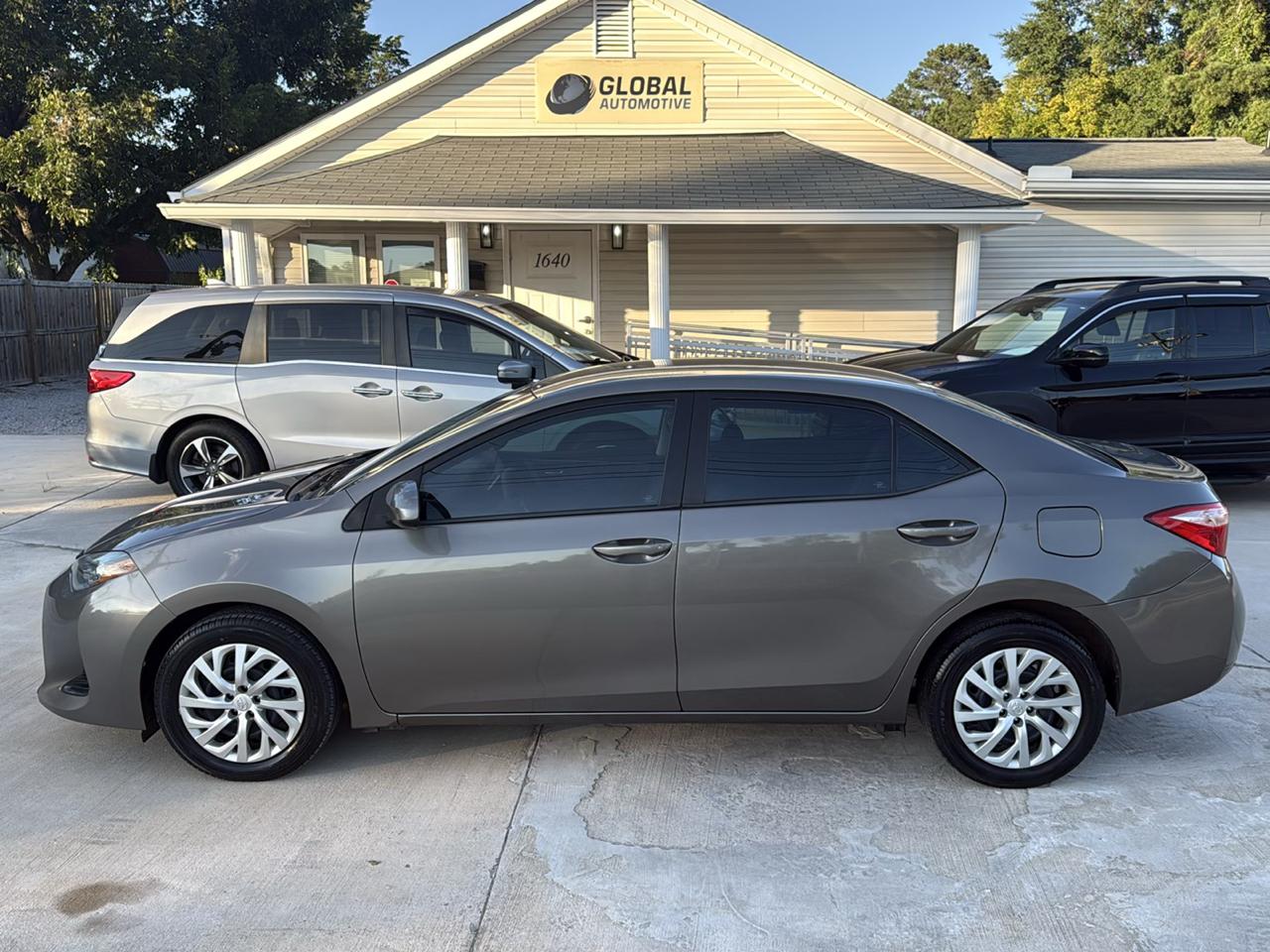 Toyota Corolla LE 2019