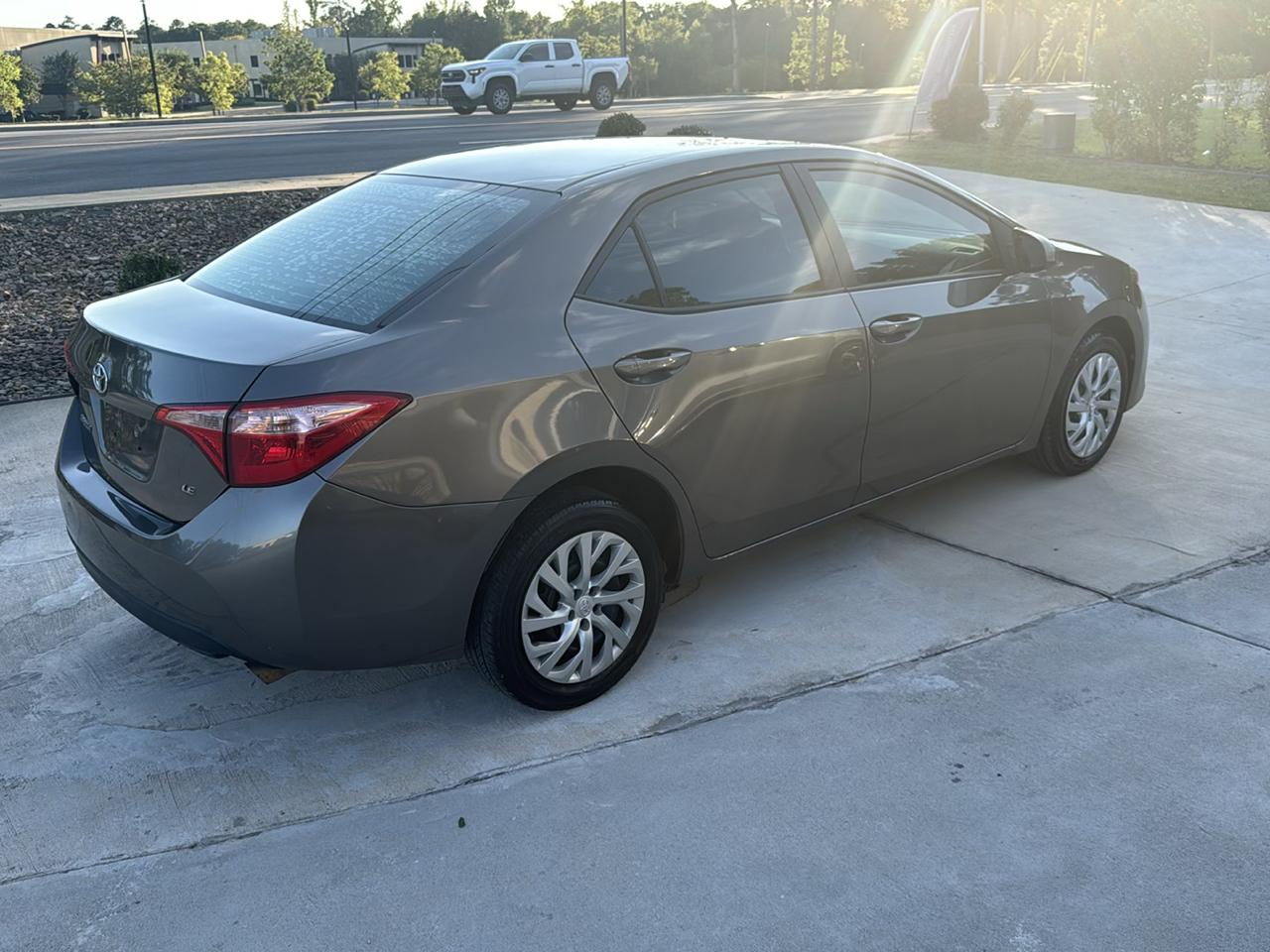 Toyota Corolla LE 2019