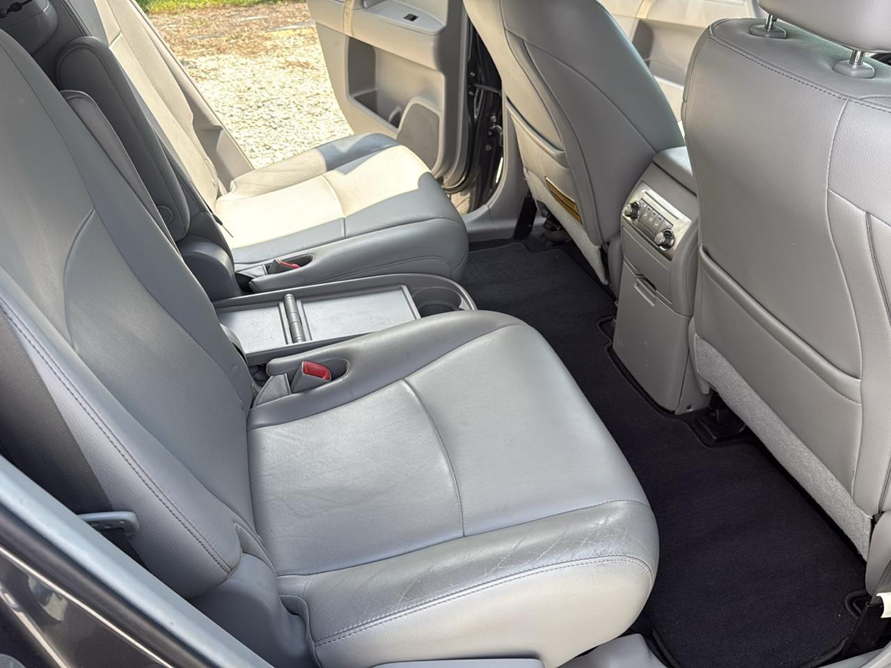Toyota Highlander  2012