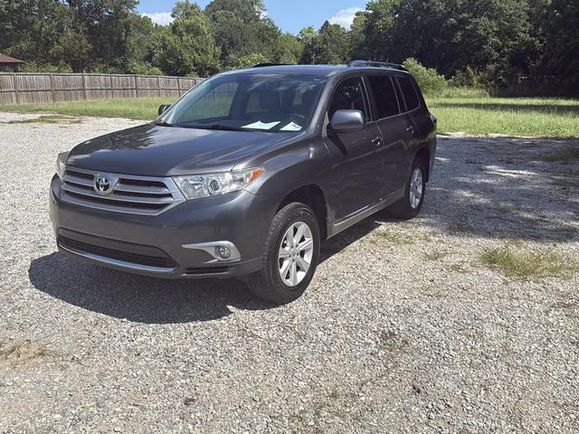 Gray 2012 Toyota Highlander SUV / Crossover Front-Wheel Drive Automatic