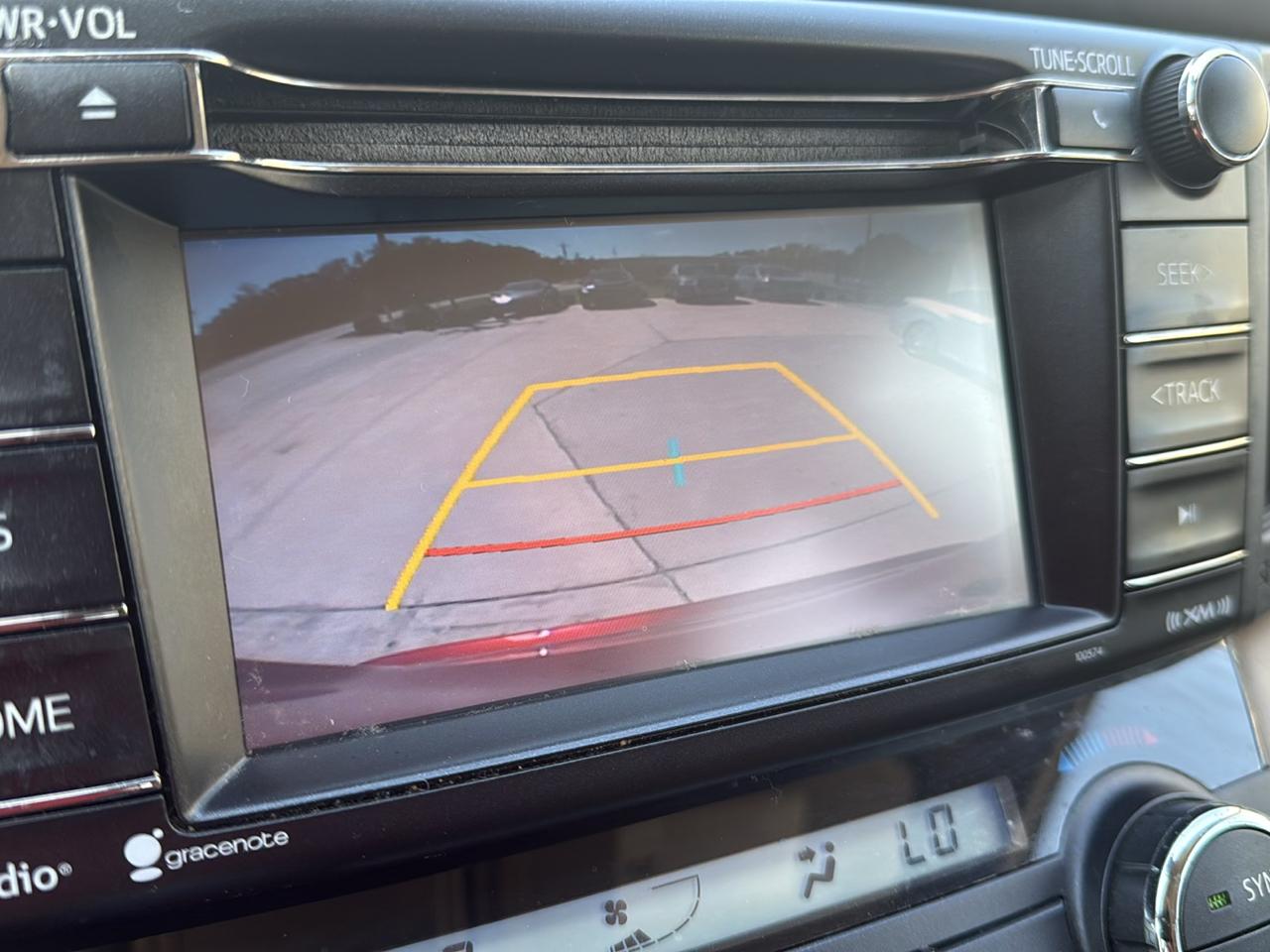 2018 Toyota RAV4 XLE - Photo 20