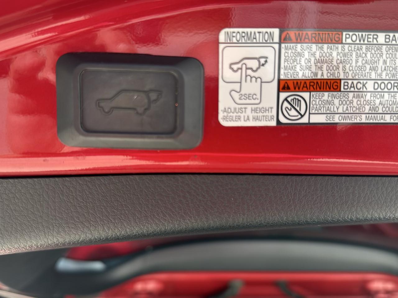 Toyota RAV4 Limited FWD 2015