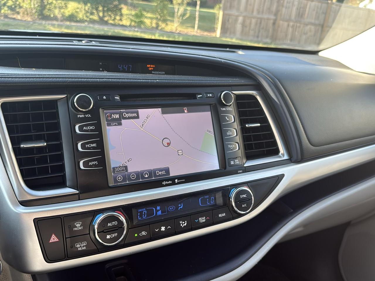 Toyota Highlander XLE FWD V6 2015