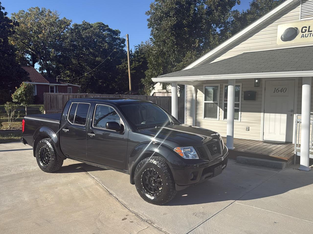 2019 Nissan Frontier SV Crew Cab 4WD