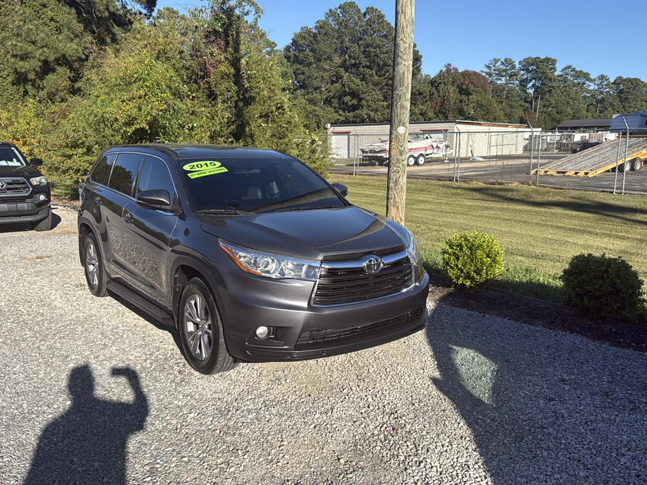 Toyota Highlander LE Plus FWD V6 2015