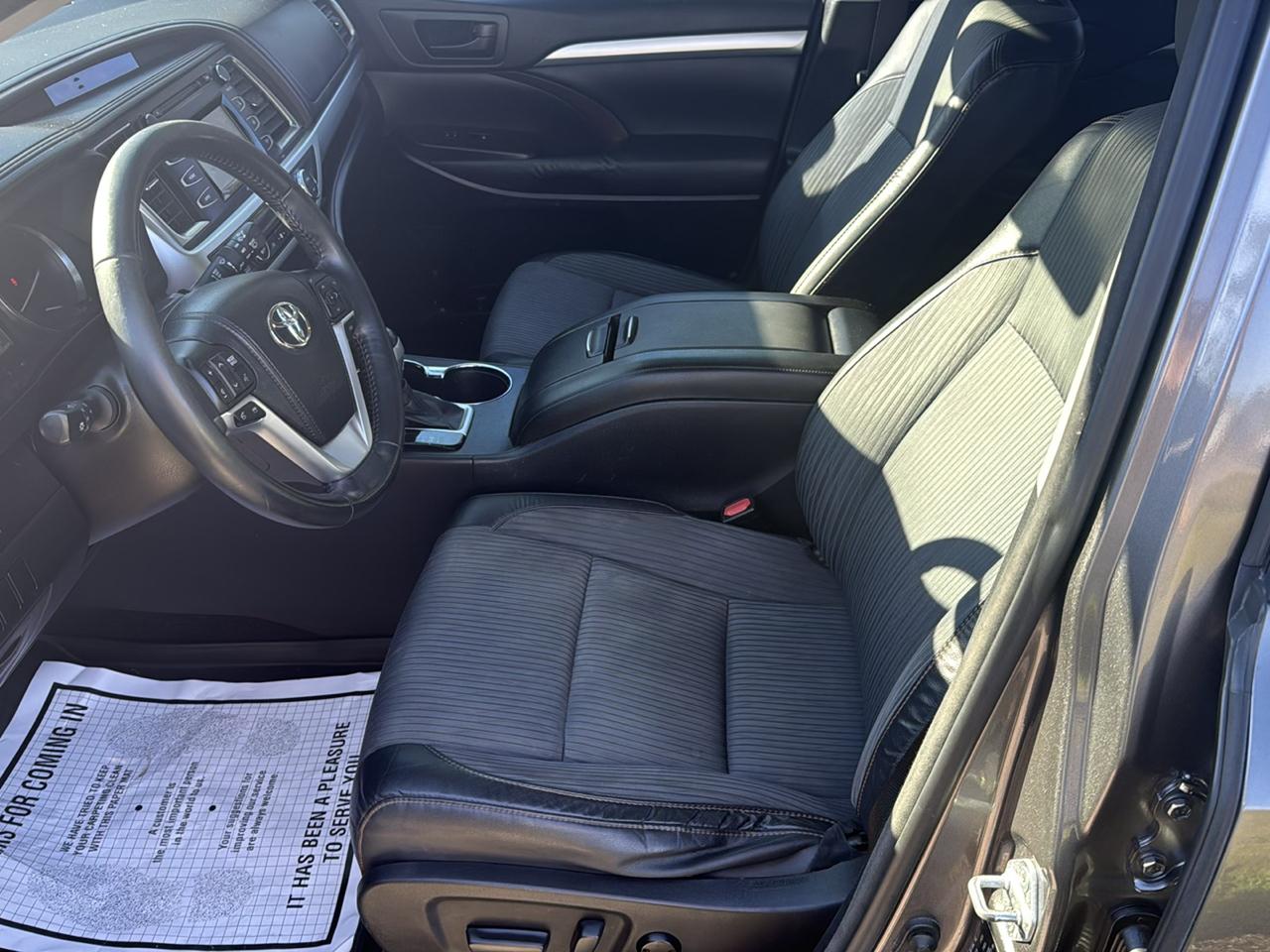 Toyota Highlander LE Plus FWD V6 2015