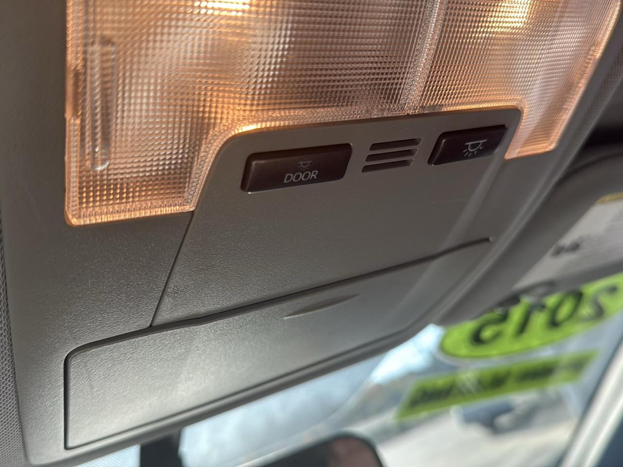 Toyota Highlander LE Plus FWD V6 2015