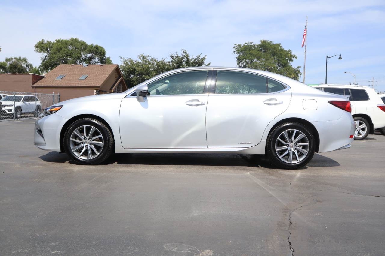 Lexus ES 300h Sedan 2017 Lexus ES 300h Sedan 2017