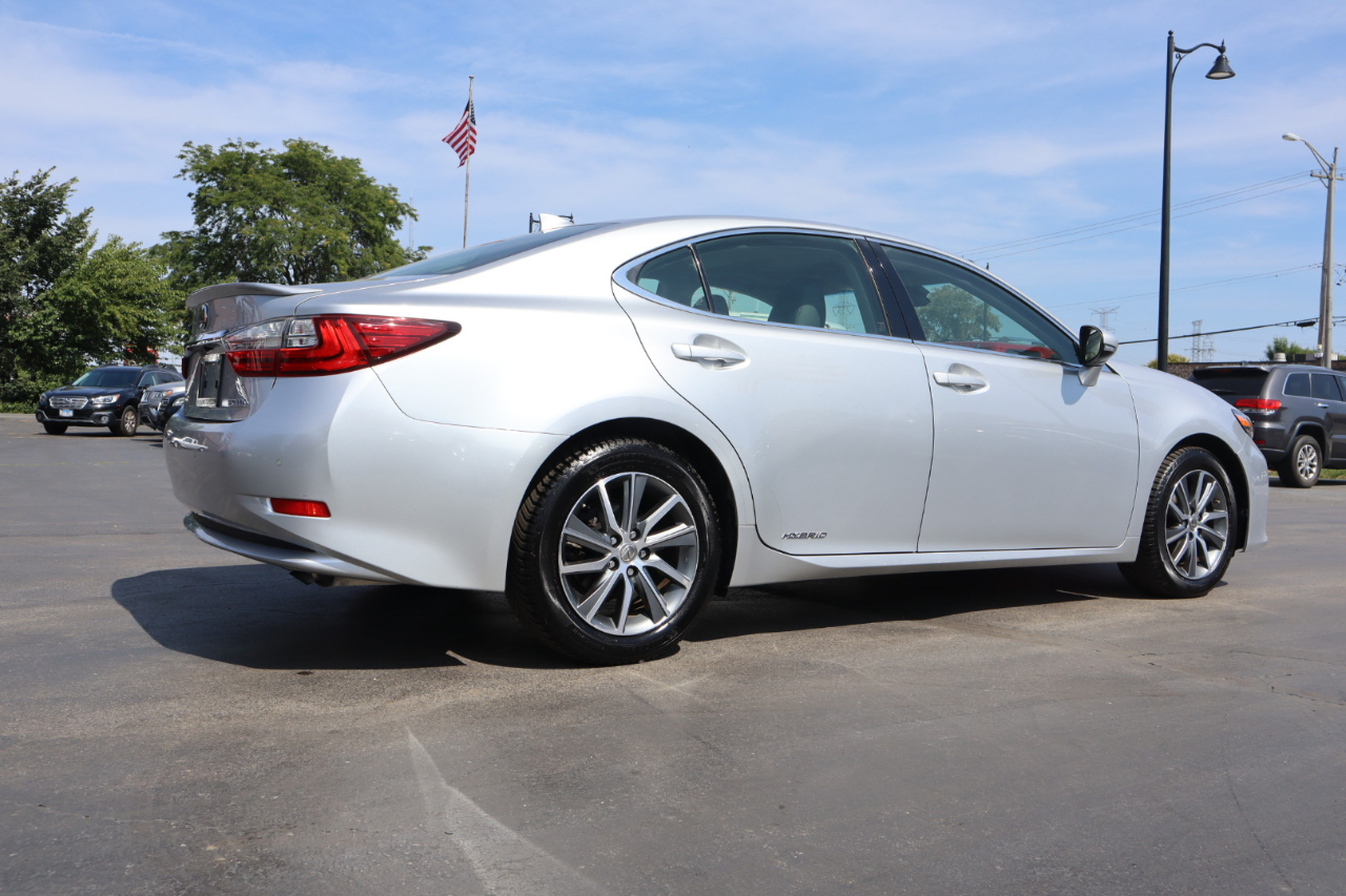 Lexus ES 300h Sedan 2017 Lexus ES 300h Sedan 2017