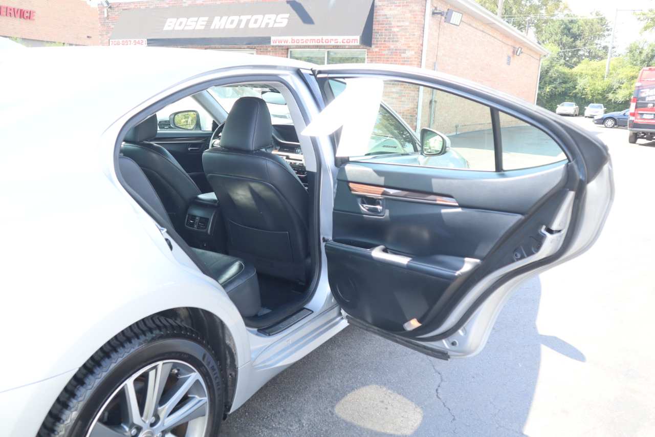 Lexus ES 300h Sedan 2017 Lexus ES 300h Sedan 2017