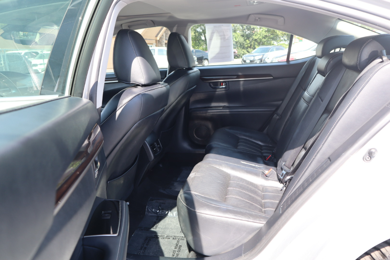 Lexus ES 300h Sedan 2017 Lexus ES 300h Sedan 2017