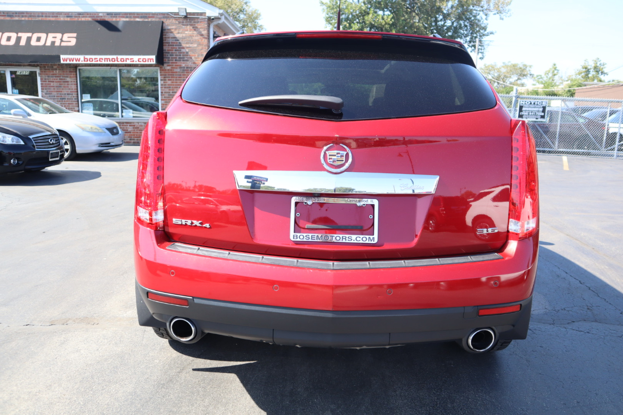 2012 Cadillac SRX Luxury photo 3