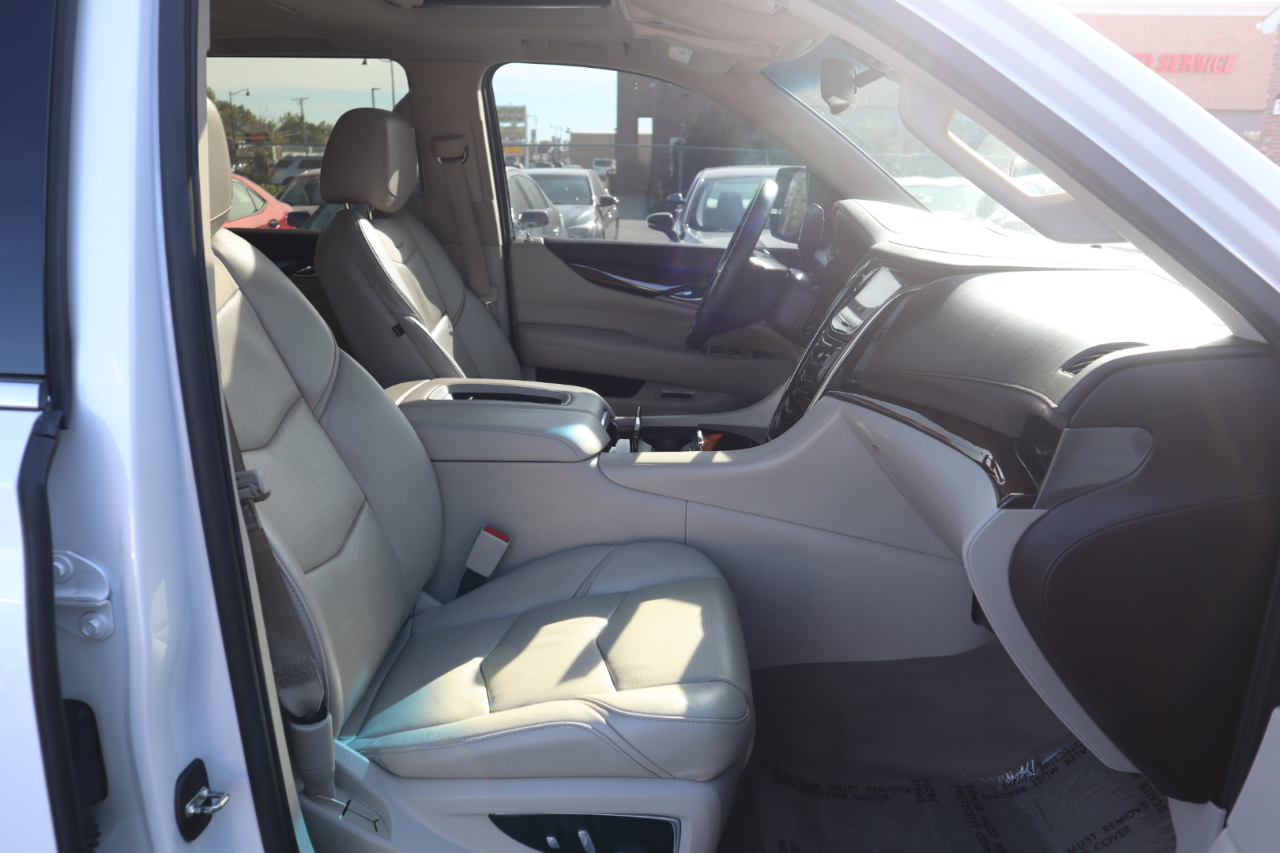 Cadillac Escalade ESV Premium 4WD 2016 Cadillac Escalade ESV Premium 4WD 2016