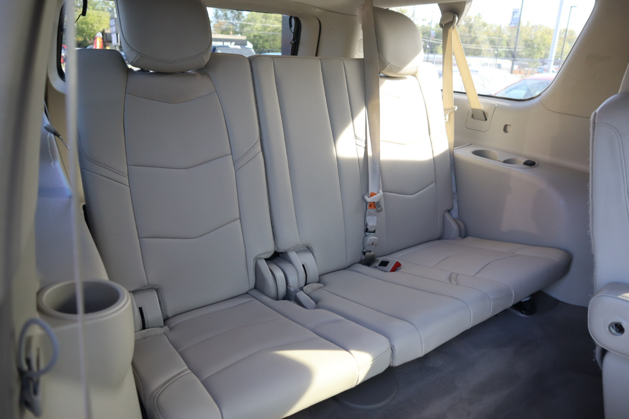 Cadillac Escalade ESV Premium 4WD 2016 Cadillac Escalade ESV Premium 4WD 2016