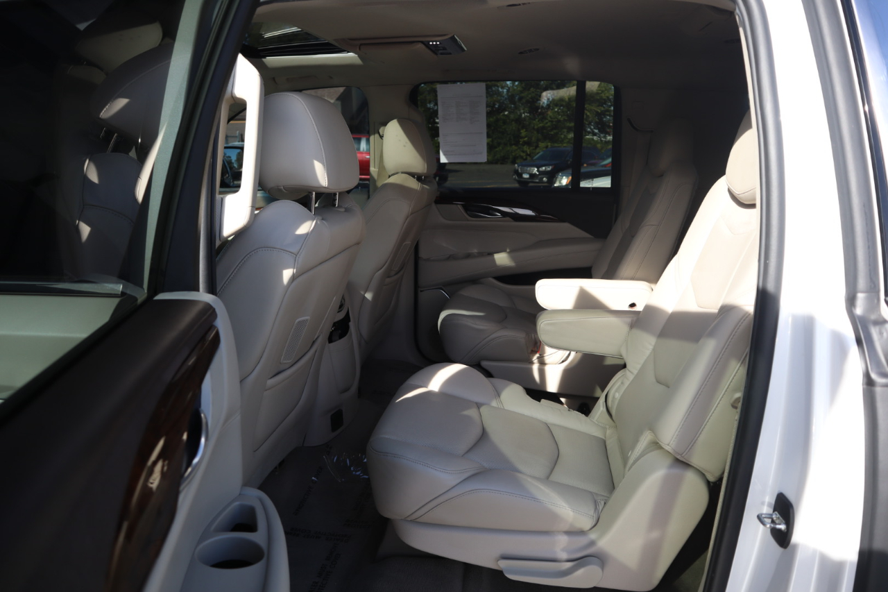 Cadillac Escalade ESV Premium 4WD 2016 Cadillac Escalade ESV Premium 4WD 2016
