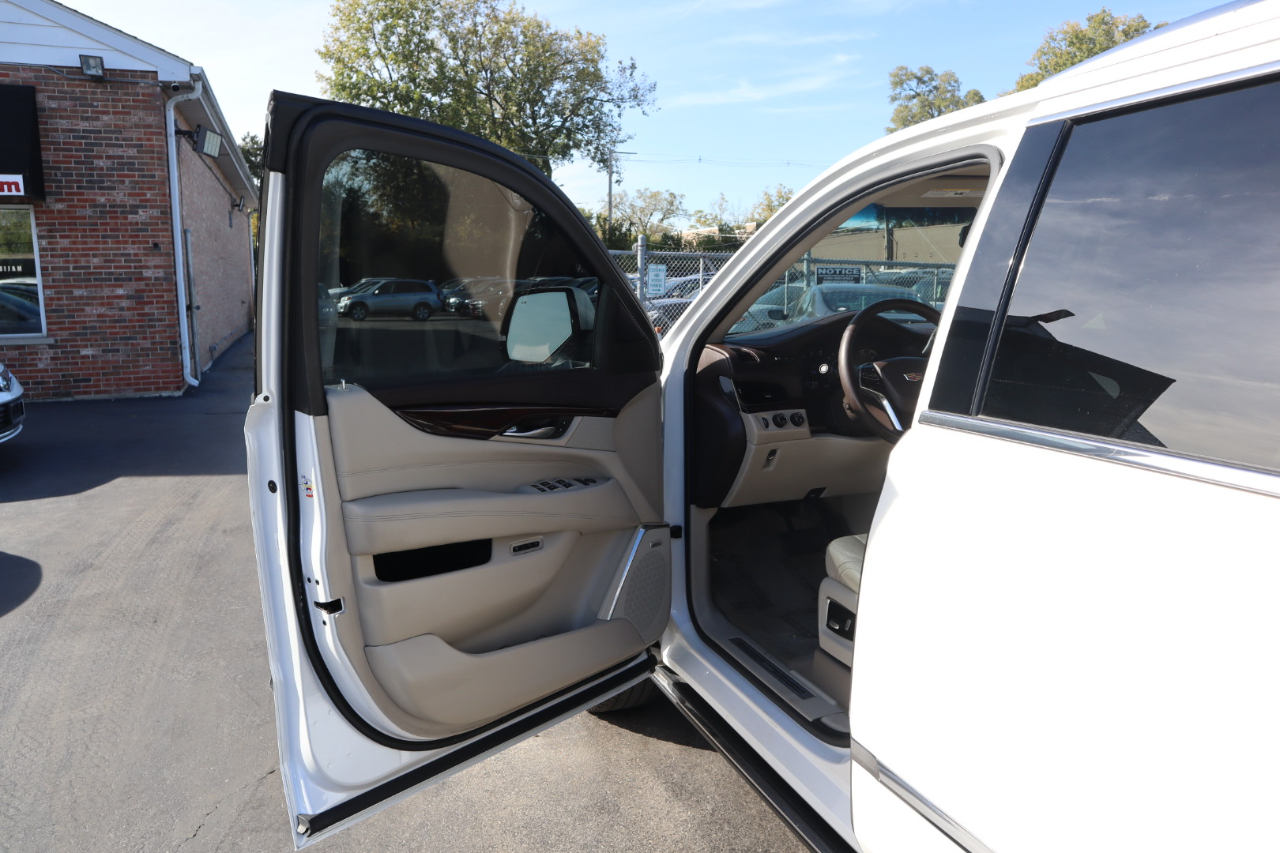 Cadillac Escalade ESV Premium 4WD 2016 Cadillac Escalade ESV Premium 4WD 2016