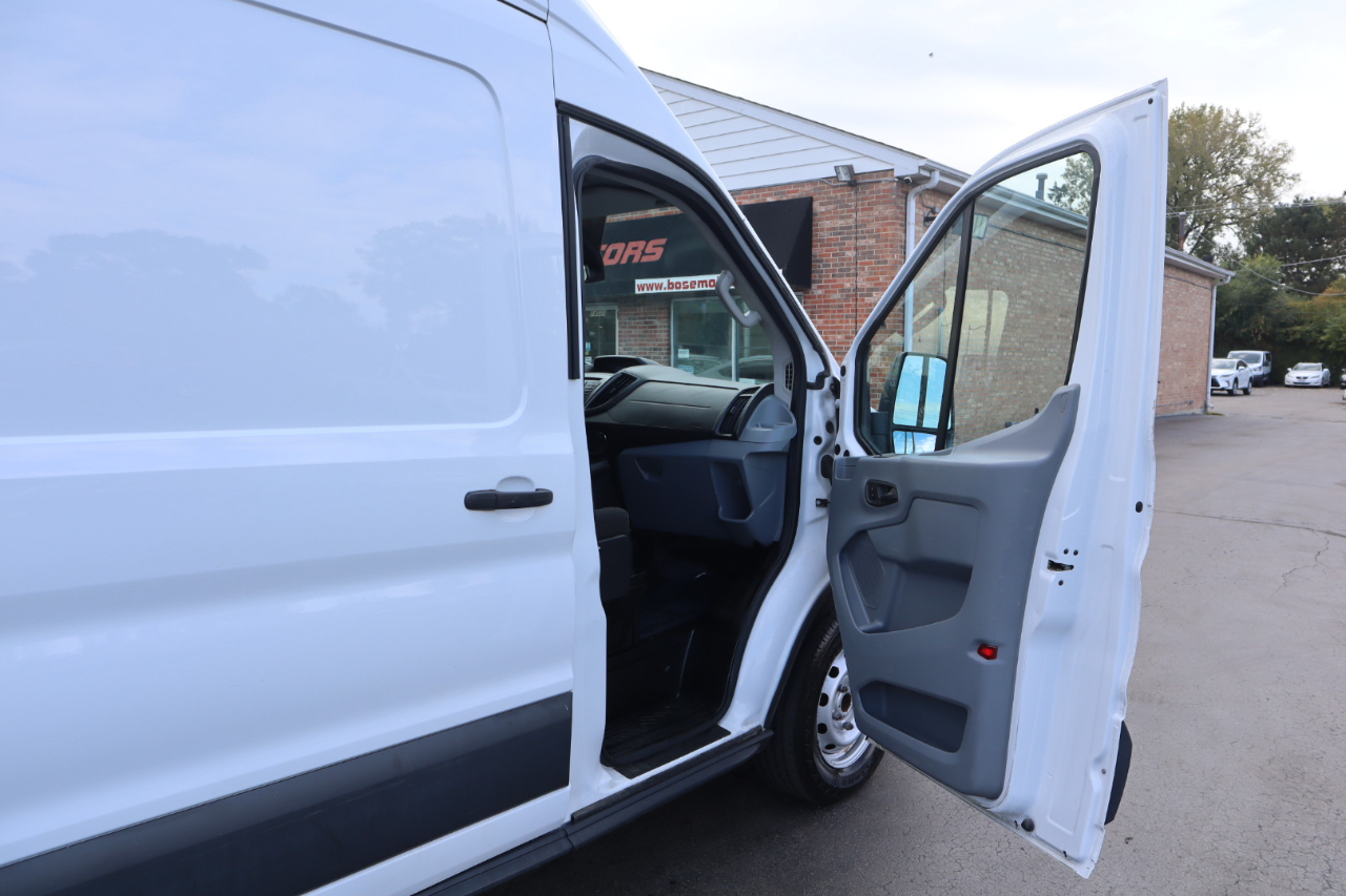 Ford Transit 350 Van High Roof w/Sliding Pass. 148-in. WB 2015 Ford Transit 350 Van High Roof w/Sliding Pass. 148-in. WB 2015