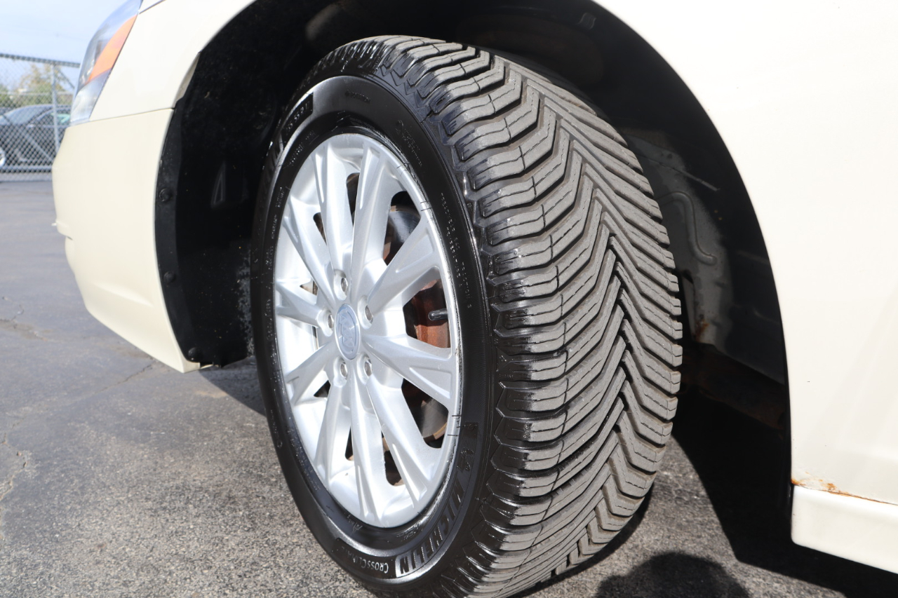 Buick Lucerne CXL 2010 Buick Lucerne CXL 2010