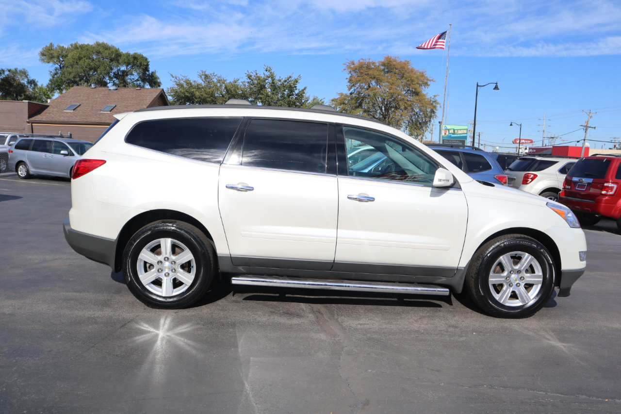 Chevrolet Traverse LT AWD 2012 Chevrolet Traverse LT AWD 2012