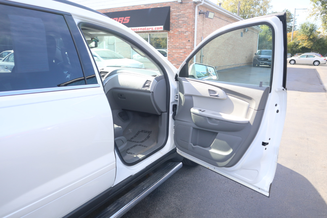 Chevrolet Traverse LT AWD 2012 Chevrolet Traverse LT AWD 2012