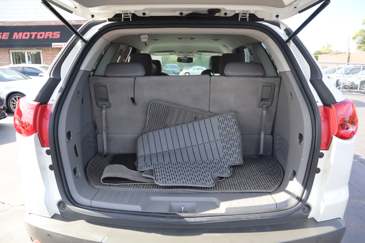 Chevrolet Traverse LT AWD 2012 Chevrolet Traverse LT AWD 2012