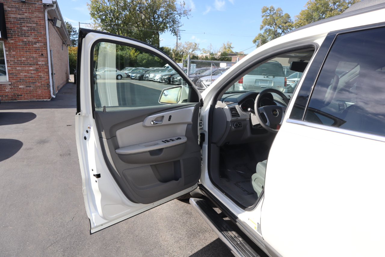 Chevrolet Traverse LT AWD 2012 Chevrolet Traverse LT AWD 2012