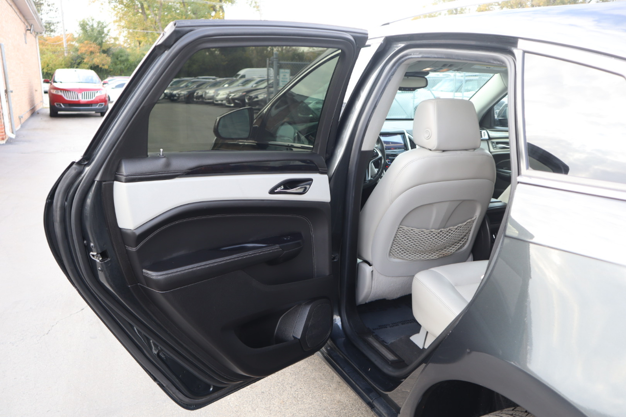 Cadillac SRX Luxury Collection AWD 2015 Cadillac SRX Luxury Collection AWD 2015