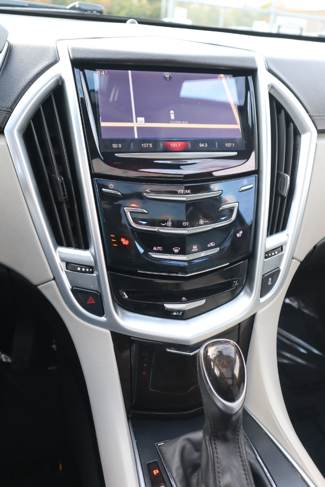 Cadillac SRX Luxury Collection AWD 2015 Cadillac SRX Luxury Collection AWD 2015