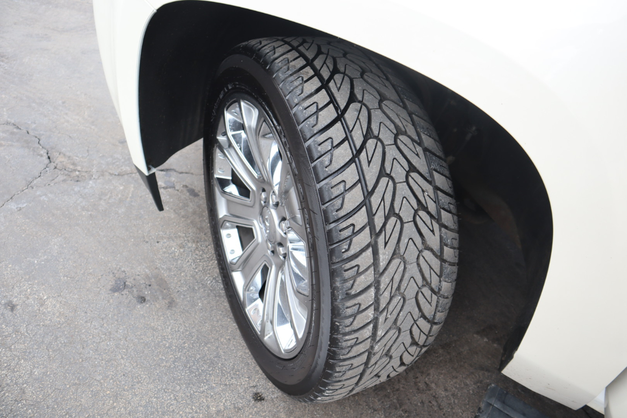 GMC Yukon Denali 4WD 2015