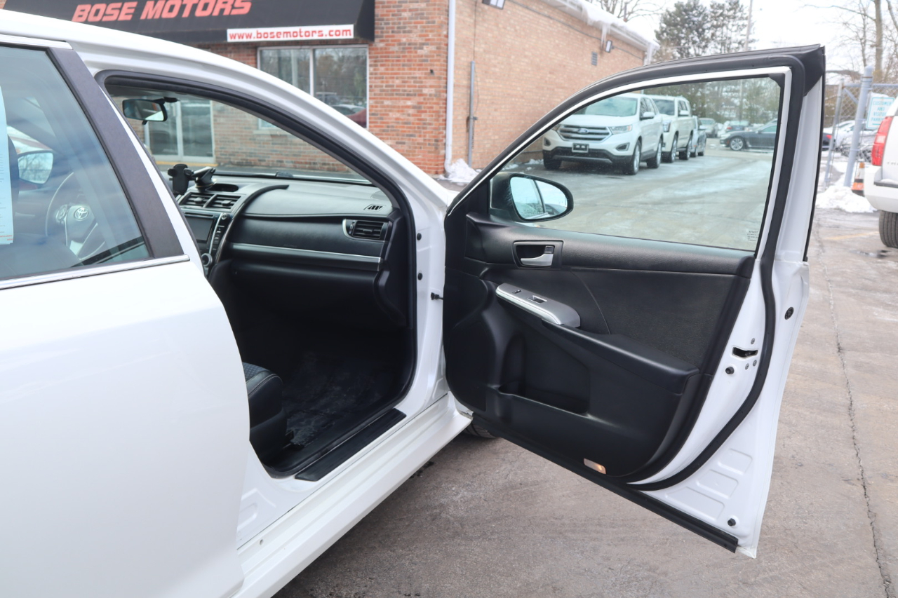 Toyota Camry SE 2012