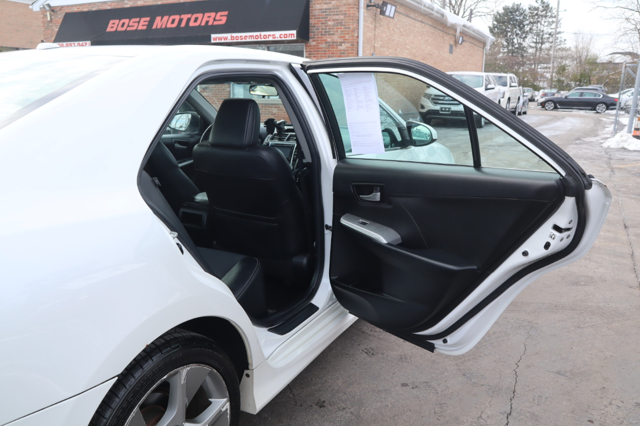 Toyota Camry SE 2012