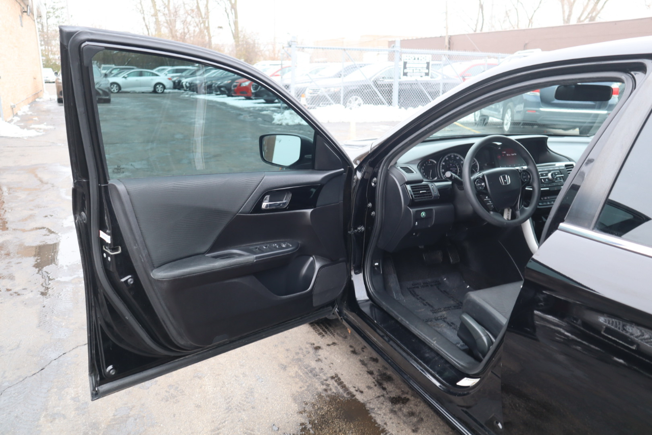 Honda Accord LX Sedan CVT 2016