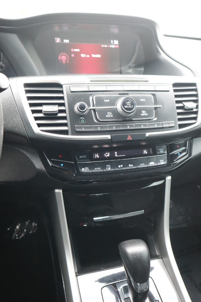 Honda Accord LX Sedan CVT 2016