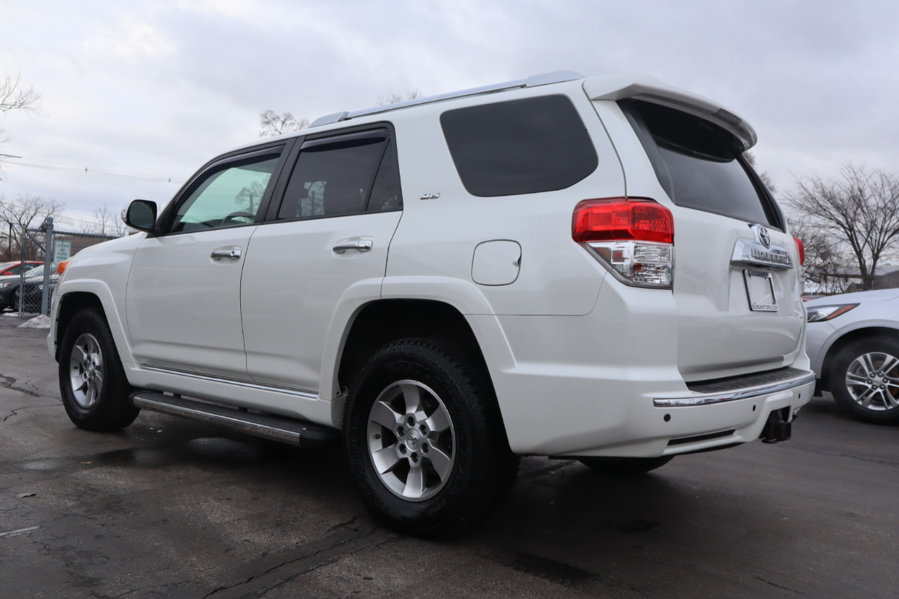 Toyota 4Runner SR5 4WD 2013