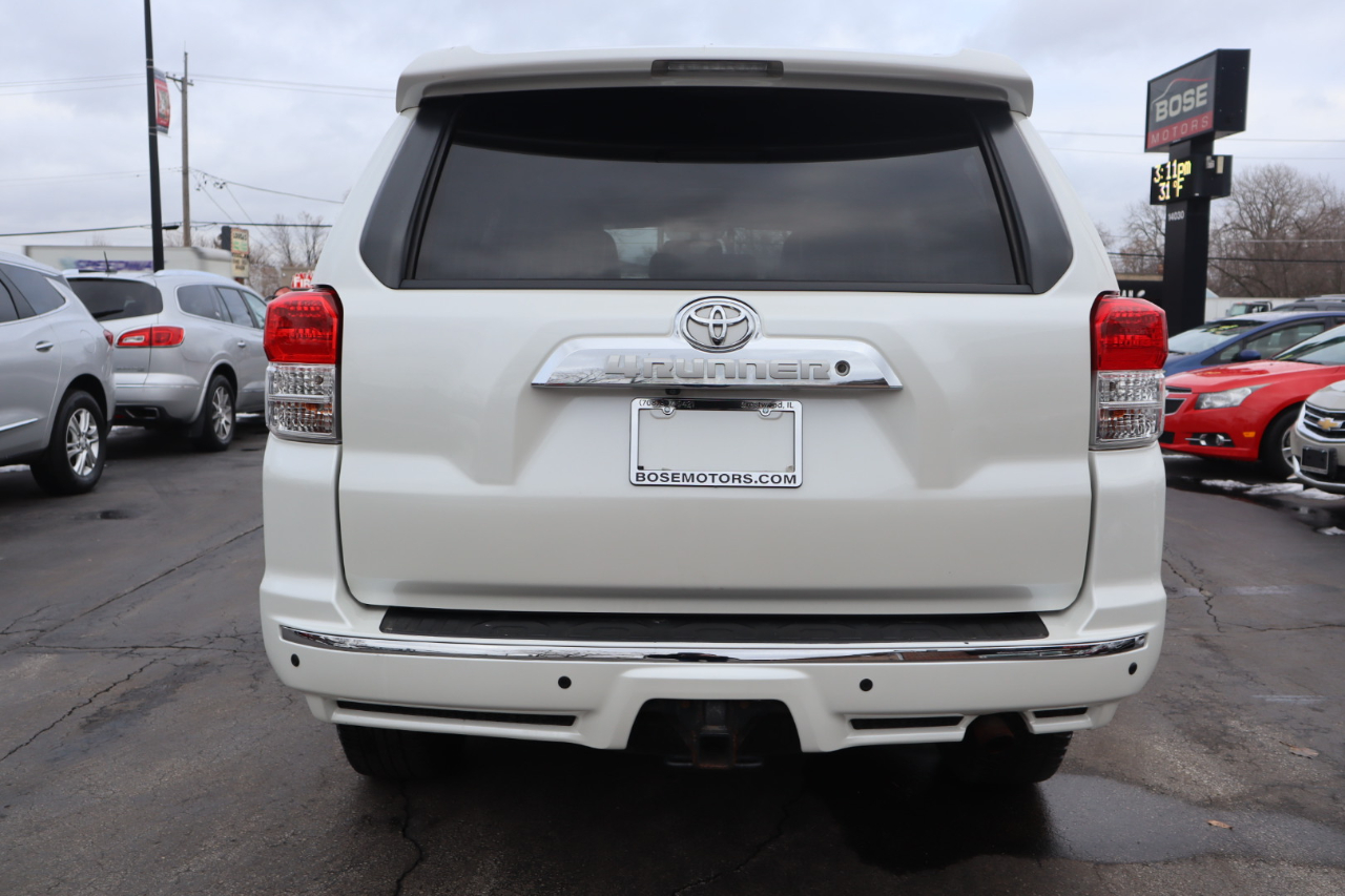 Toyota 4Runner SR5 4WD 2013